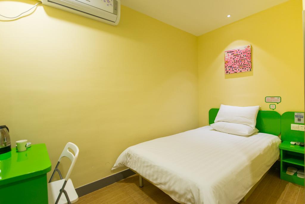 Hi Inn Shenyang Fengtian Street Zewnętrze zdjęcie